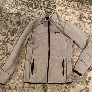 Women’s Patagonia gray zip up jacket
